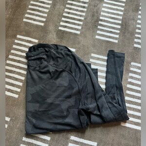 Long sleeve lululemon metal vent shirt camo black